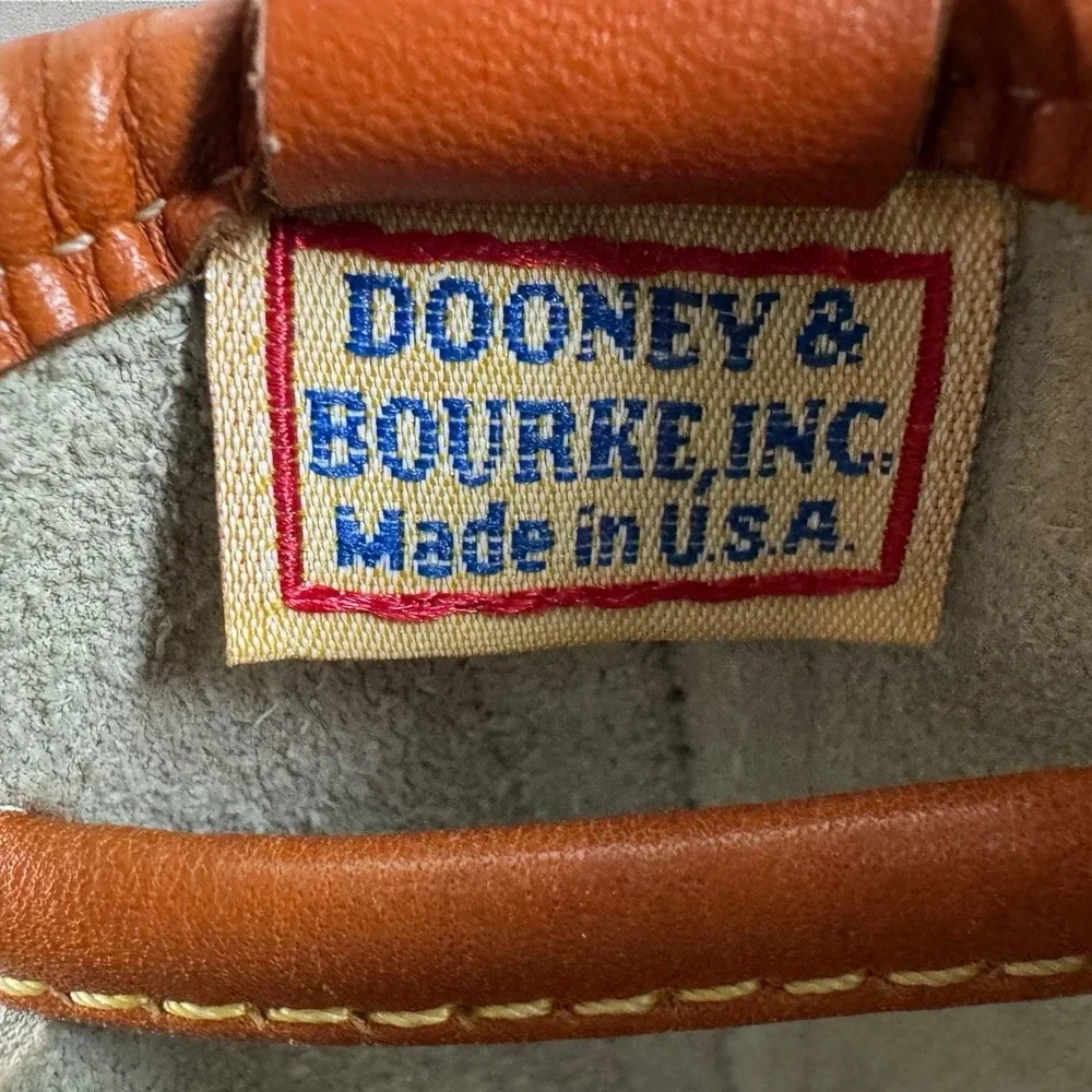 Dooney & Bourke Vintage White Tan Leather Drawstring Bucket Bag AWL Tassel USA
